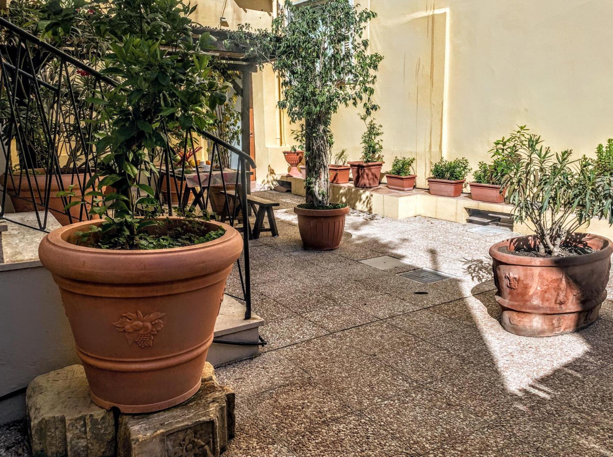 Oasi Urbana Con Terrazza E Vista Apartman Cagliari Kültér fotó