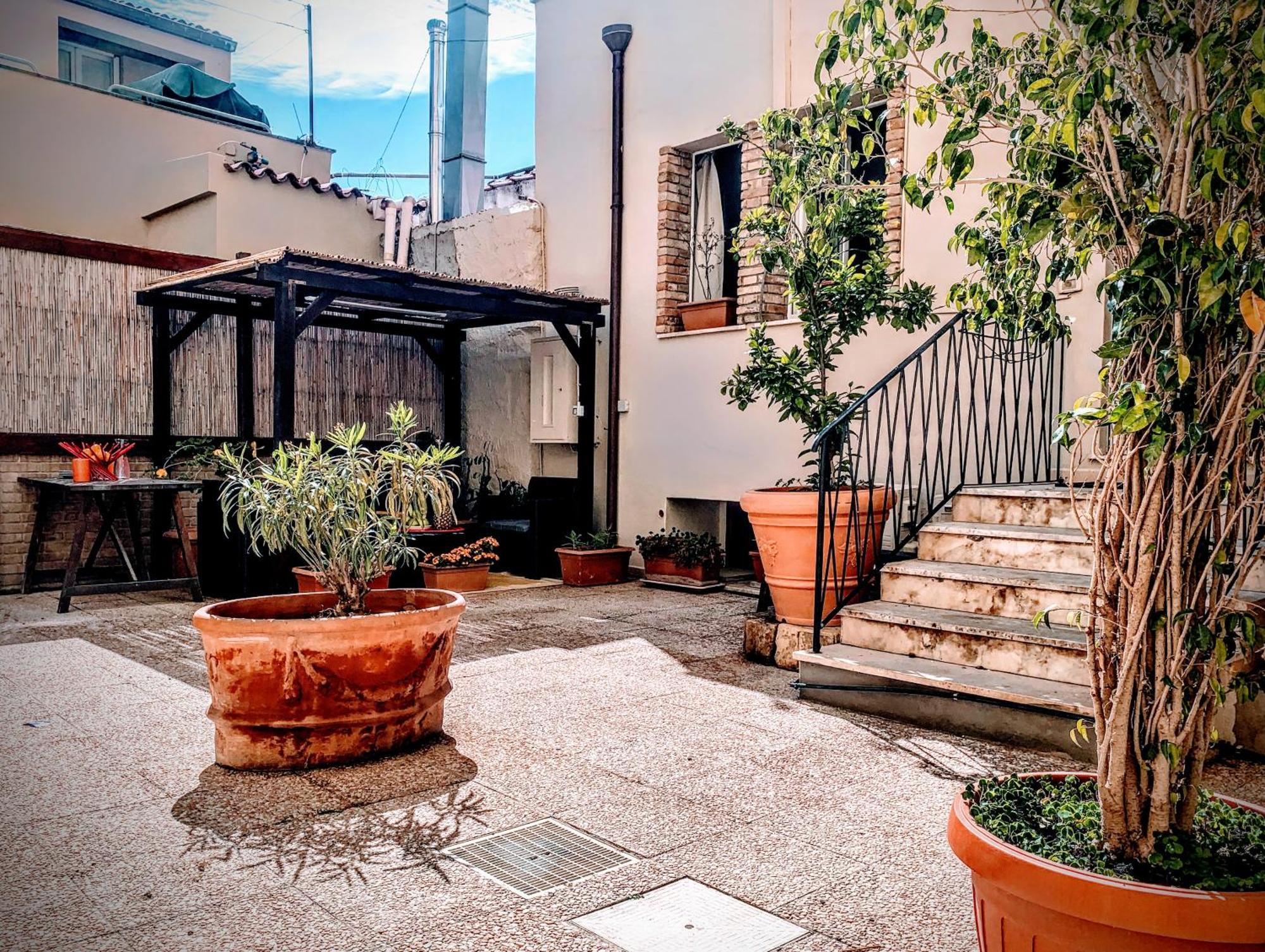 Oasi Urbana Con Terrazza E Vista Apartman Cagliari Kültér fotó