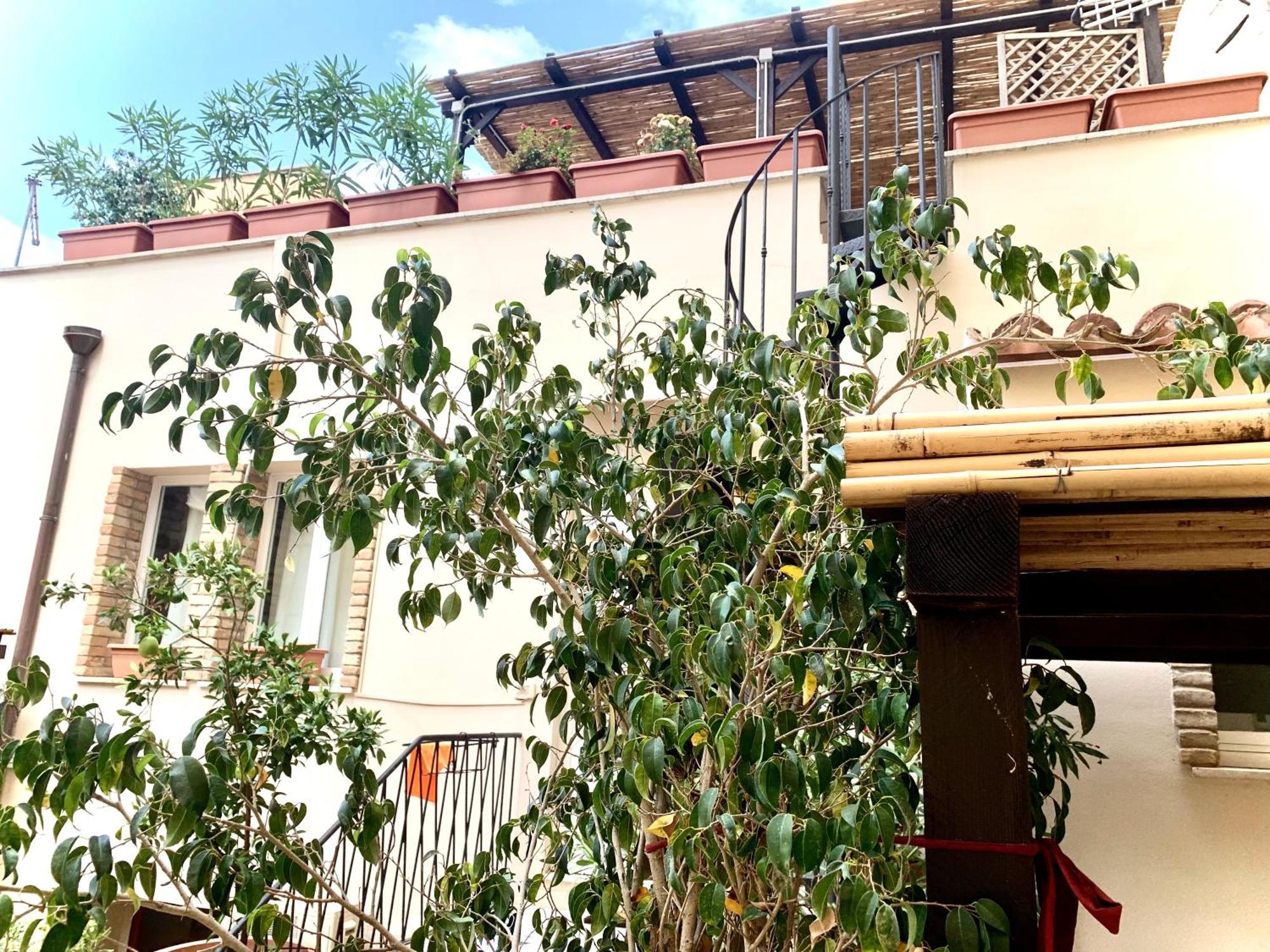Oasi Urbana Con Terrazza E Vista Apartman Cagliari Kültér fotó